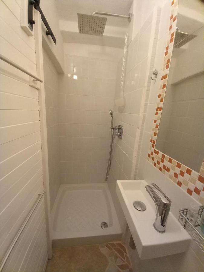Bunari Studio Apartment Rovinj Exteriör bild