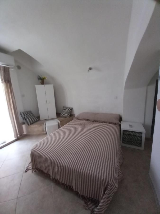 Bunari Studio Apartment Rovinj Exteriör bild